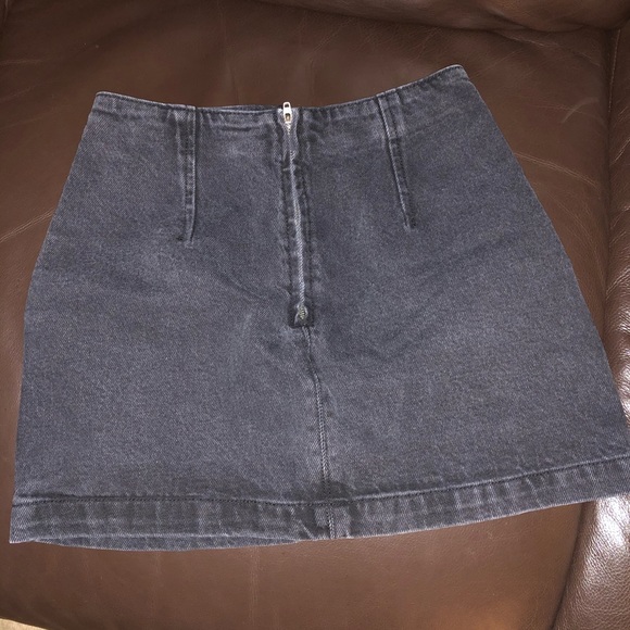 Topshop charcoal denim skirt - Picture 3 of 3